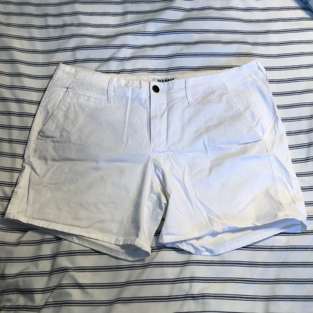Old Navy white shorts